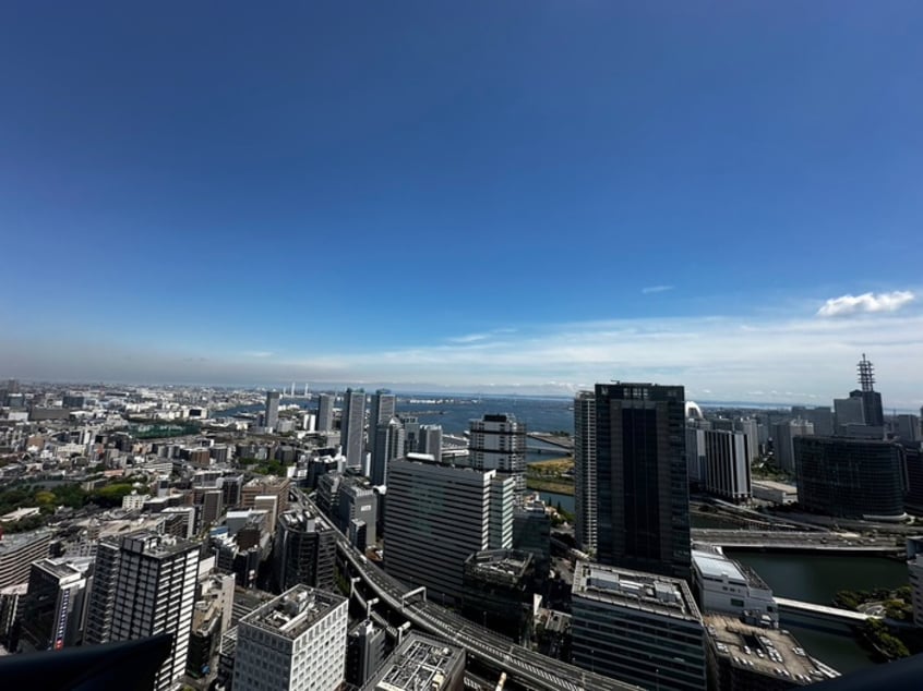 室内からの展望 THE YOKOHAMA FRONT TOWER