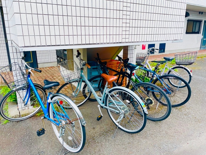 駐輪場 ホワイトマンション