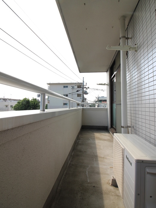 ベランダ・バルコニー ホワイトマンション