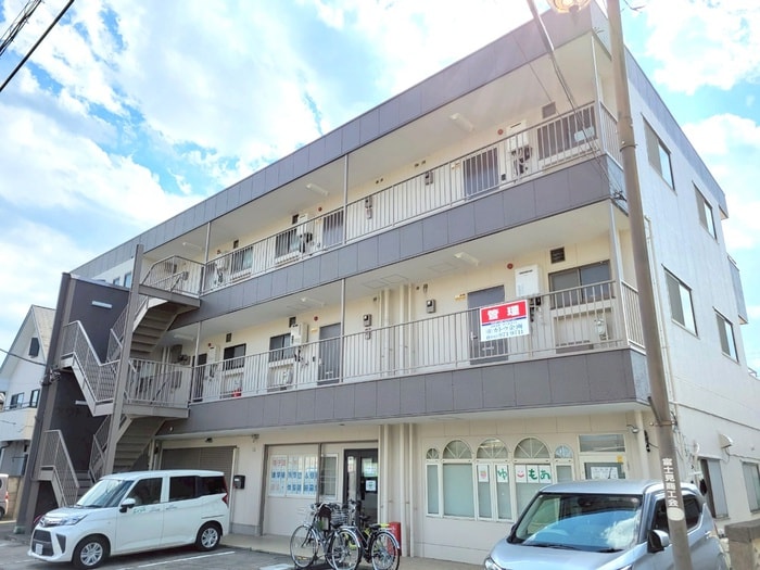 外観写真 アウトレット