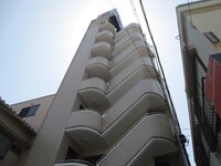 パールシティ町屋（502）