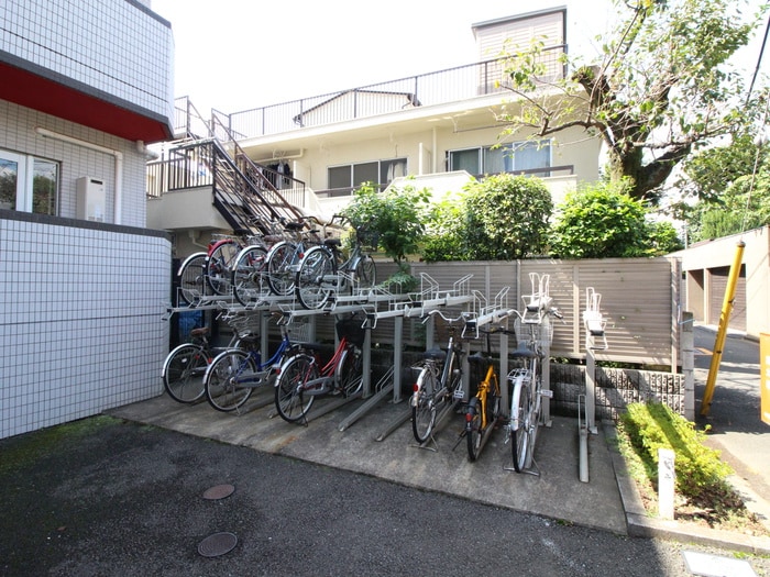 駐輪場 ＨＦ東中野レジデンス
