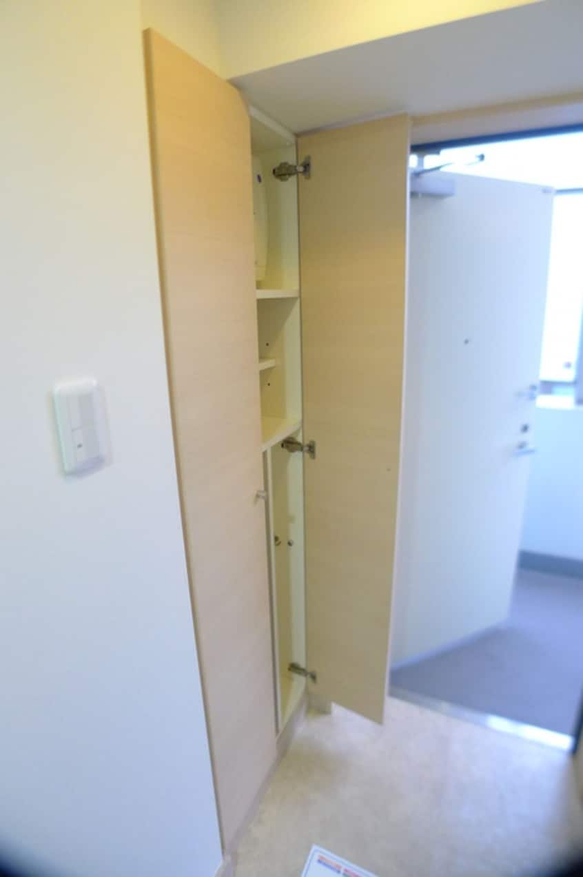 靴箱 ドゥーエ国府台