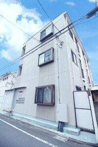 サンライズ・Ｂｌｖｄ．中青木
