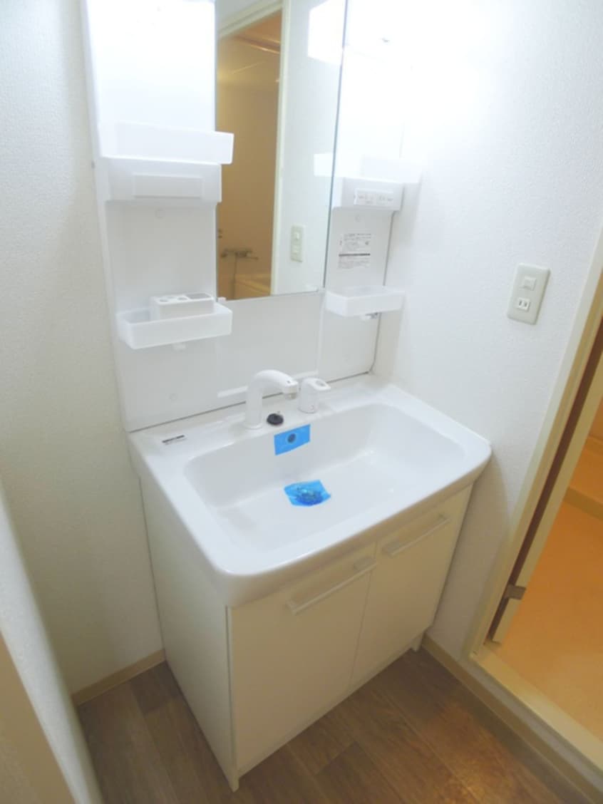 洗面 鷲崎ガ－デン・シャトレ