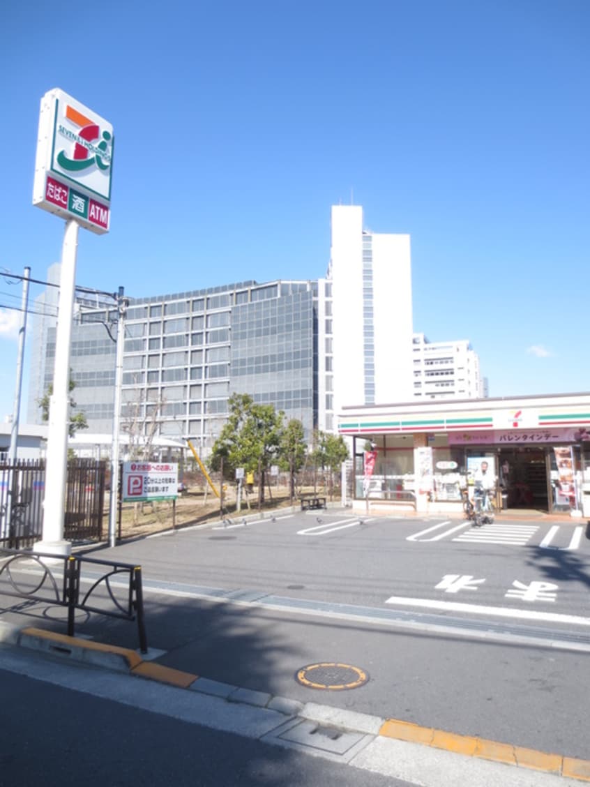 セブンイレブン(コンビニ)まで333m ハイツペガサスＡ棟