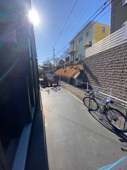 駐輪場 Hermitage de yamate