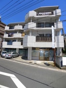 ニュ－氷川ハイツの外観