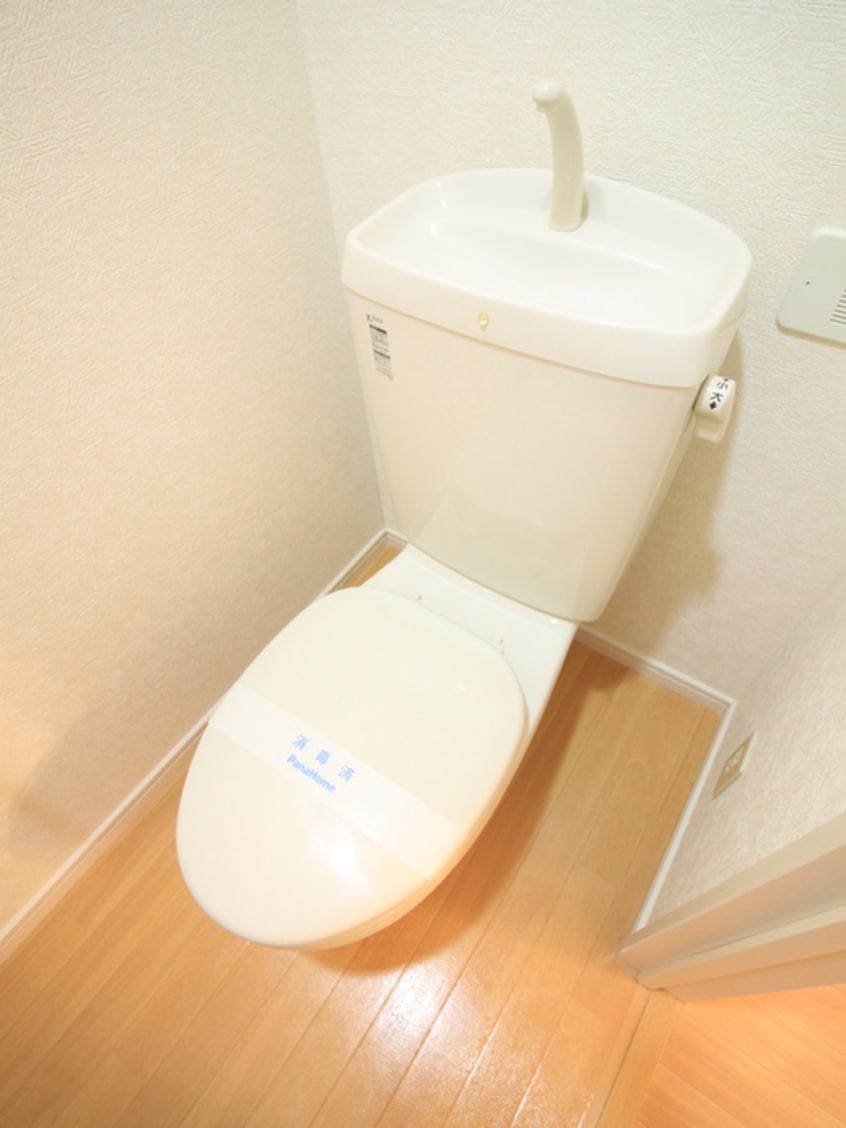 トイレ アン　レコルテ