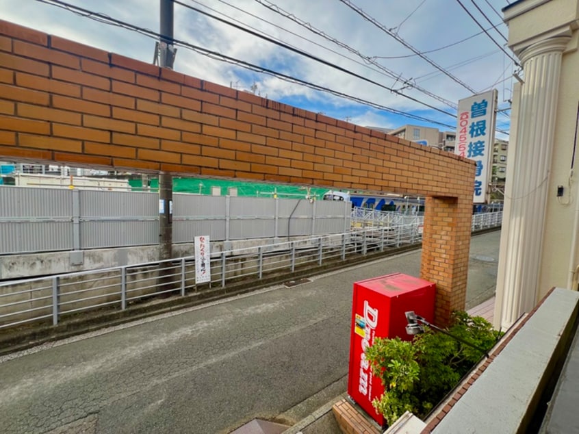 室内からの展望 磯栄ビル大倉山ヒルサイド