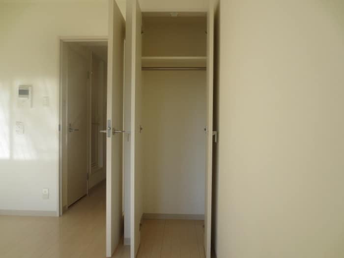 収納 コ－トブリ－ズ根津