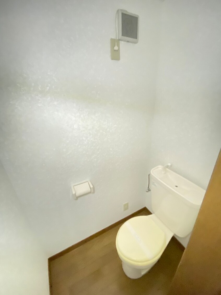 トイレ ＥＡＳＴ国立