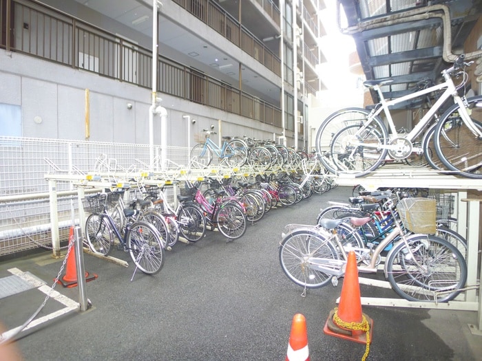 駐輪場 ベイステート安間