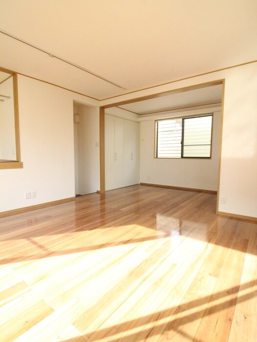 居室 モンテリラ目黒