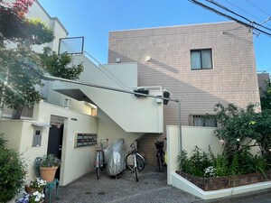 ＩＶＹ－ＨＯＵＳＥ