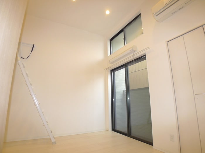 居室 ＦＩＲＳＴ　ＱＵＡＲＴＥＲ