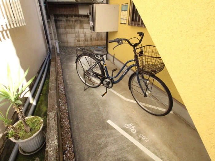 駐輪場 カスティーロ多磨町