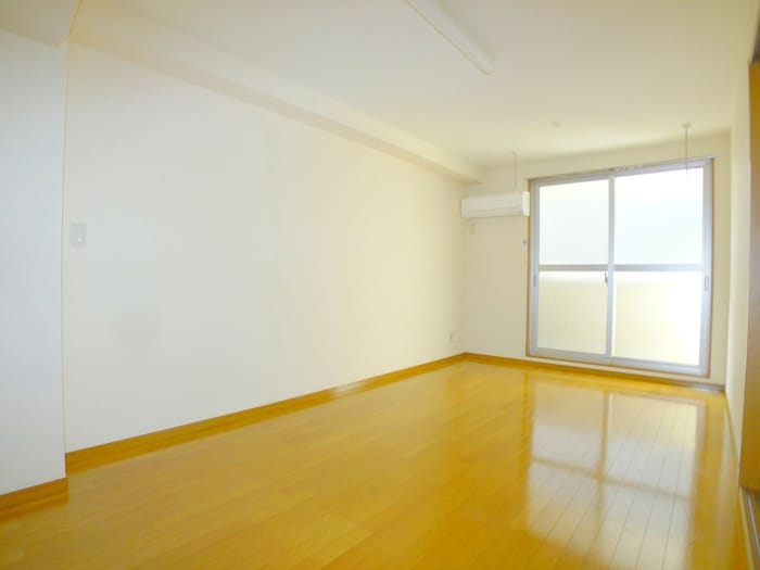 室内からの展望 スズ木ビル