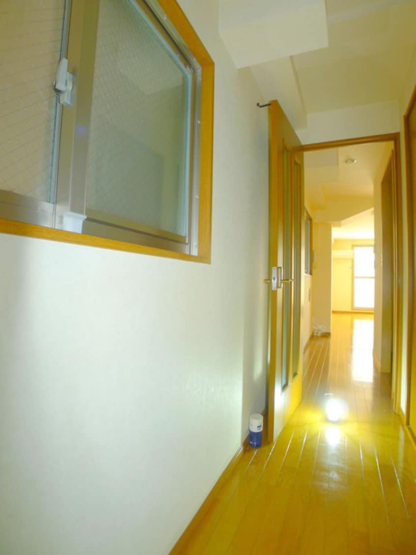 廊下 スズ木ビル