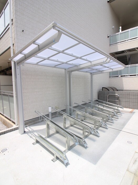 駐輪場 リブリ・柏町
