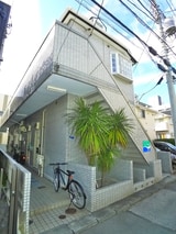 ローズアパートＲ６３番館