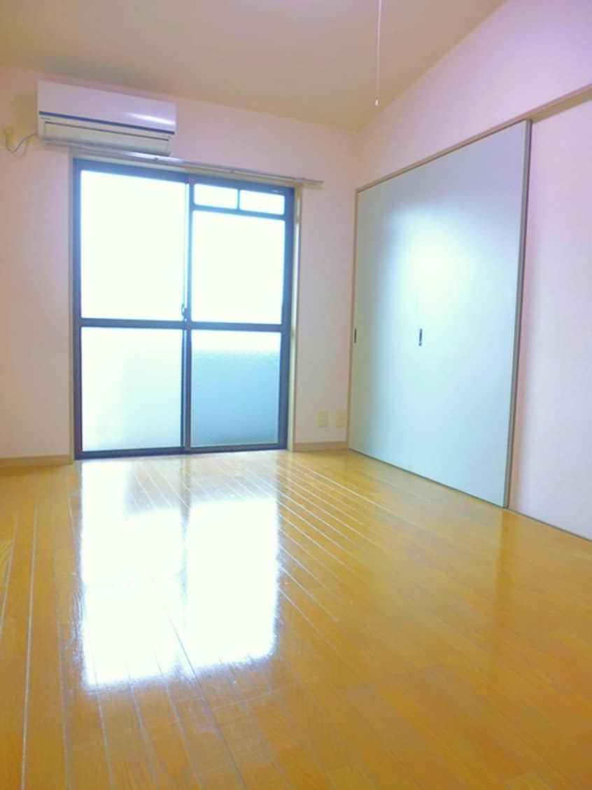 居室 ＦＬＯＲＡＩＳＯＮ