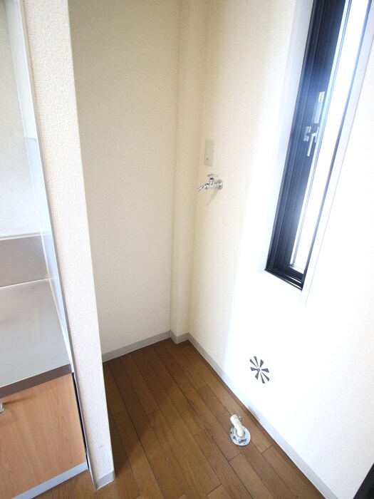 洗濯機置場 シ－サイドパレス新杉田