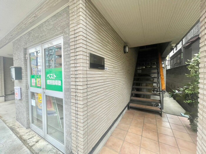 エントランス部分 石井ビル