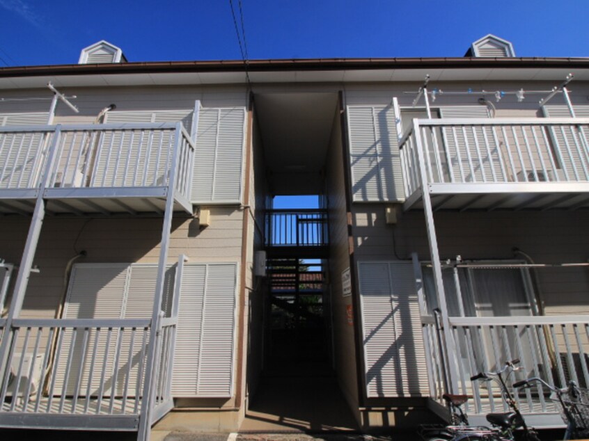 エントランス部分 メゾンハイブリッジ