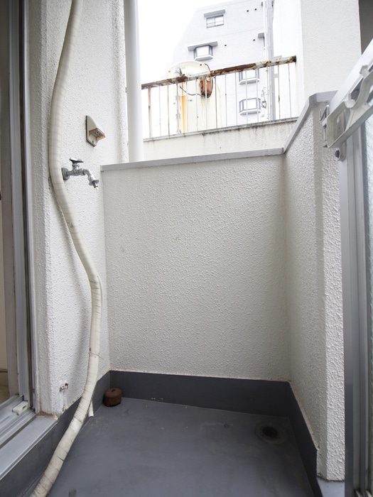 洗濯機置場 ファミーユテシロギ