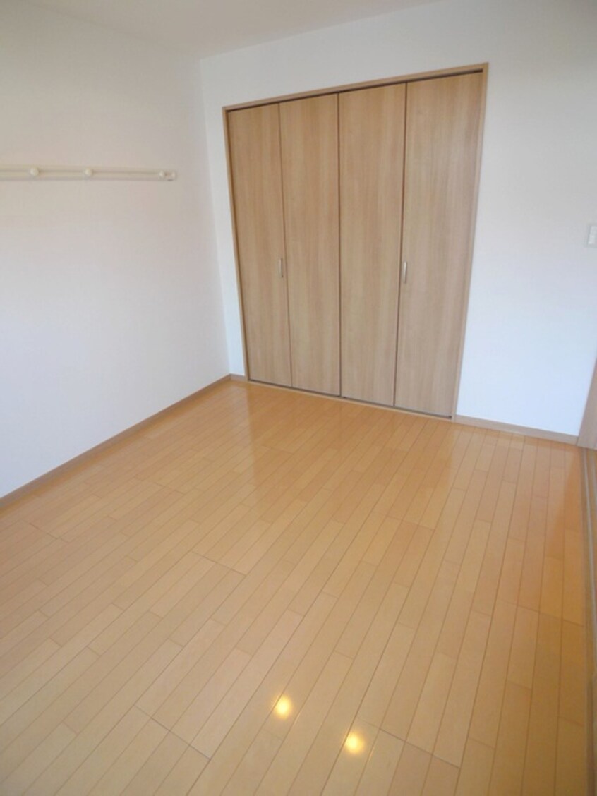 居室 フローレス壱番館