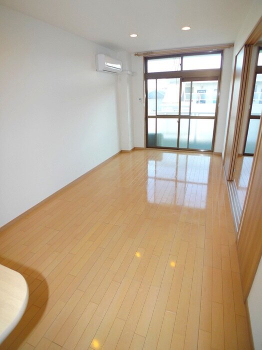 居室 フローレス壱番館