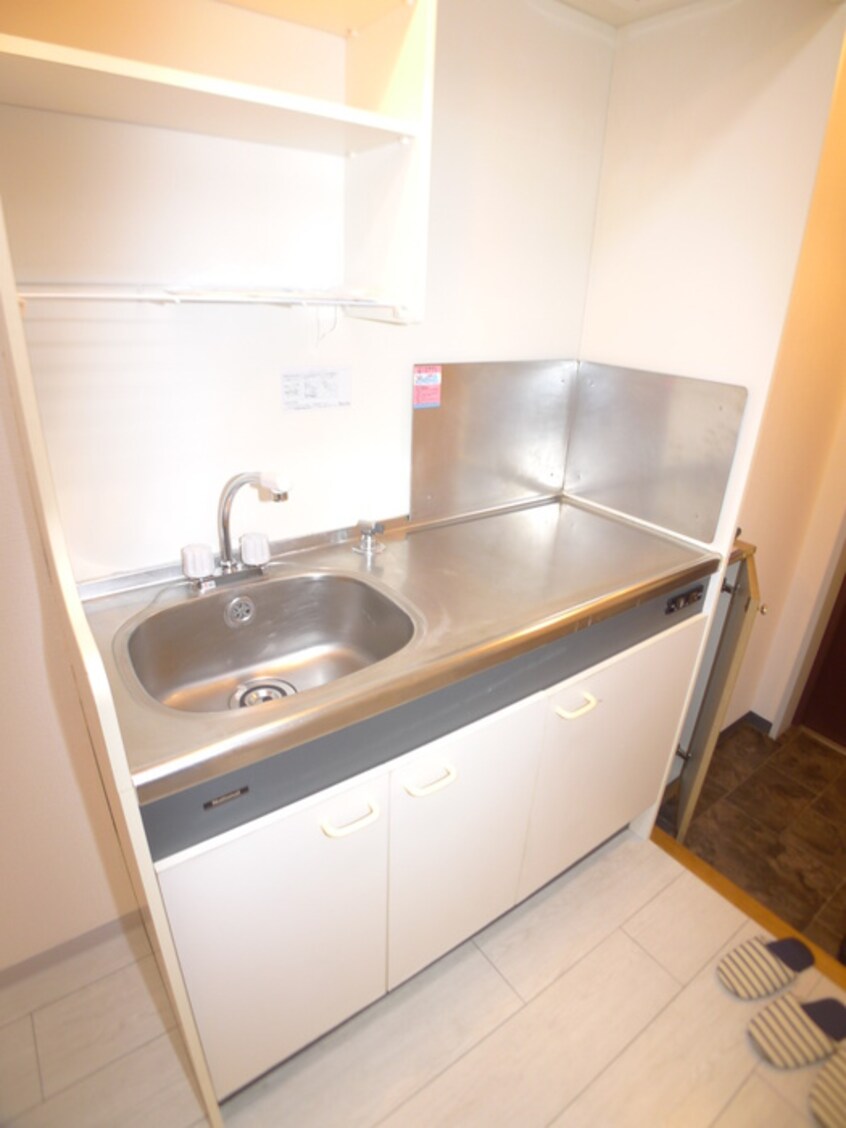 キッチン メゾンドディマンシェ