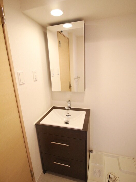 洗面 リブリ・Tsurugamine