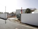 建築中