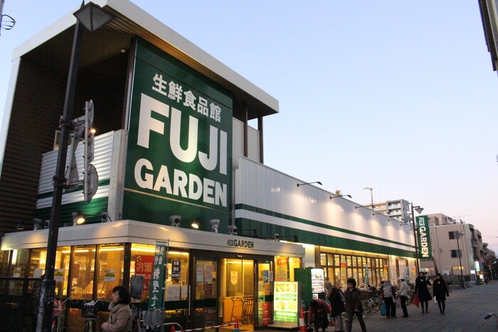 FUJI　GARDEN(スーパー)まで580m リバ－橋本