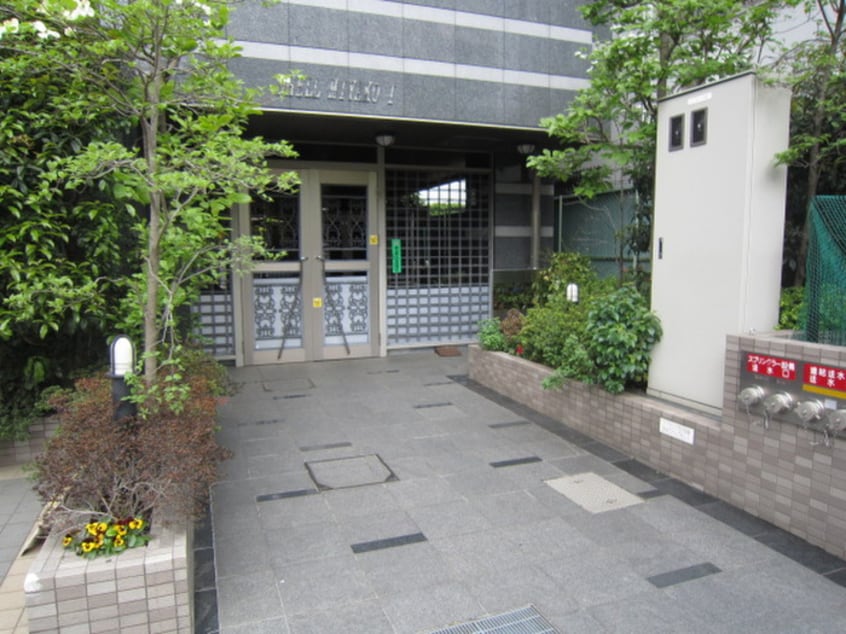 エントランス部分 ＳＨＥＬＬ ＭＩＹＡＫＯ Ⅰ