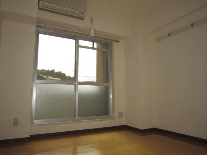 居室 アソシエ横浜