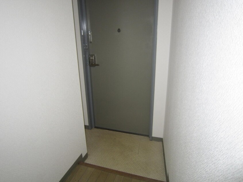 玄関 アソシエ横浜
