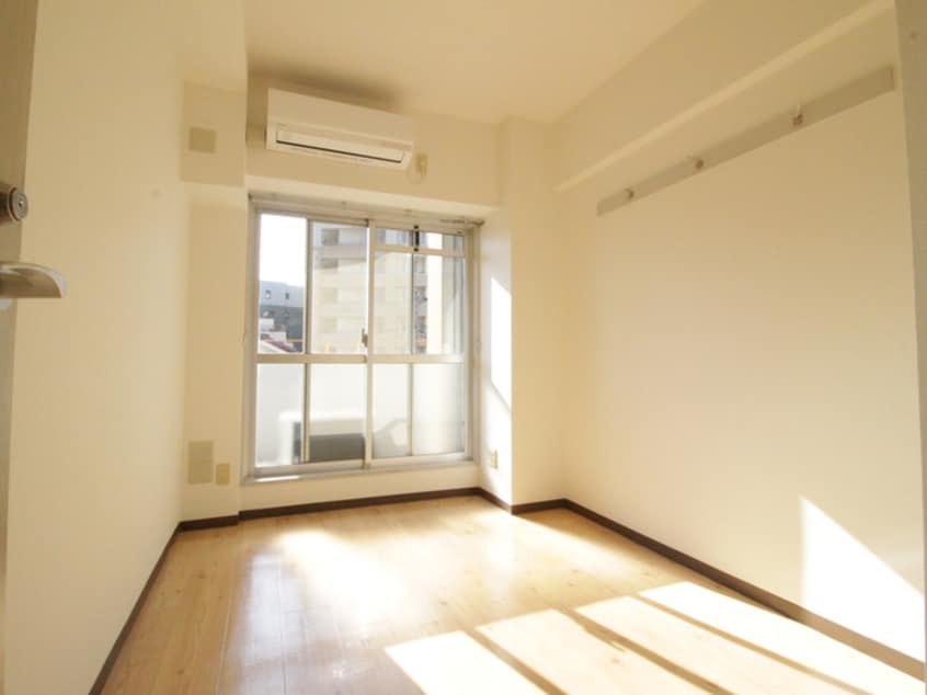 居室 アソシエ横浜