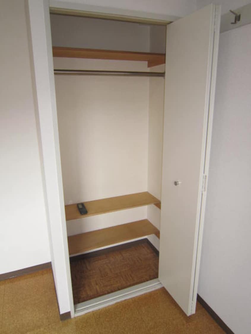 収納 アソシエ横浜