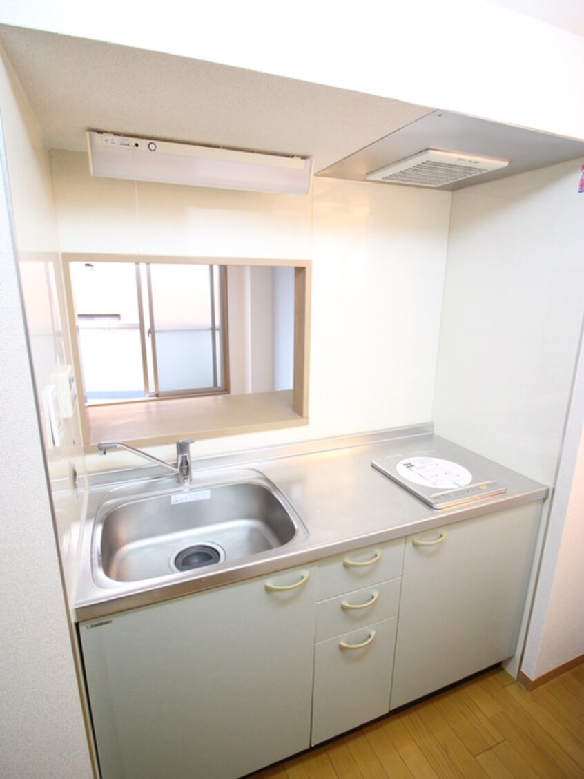 キッチン 雪谷伍番館
