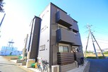 ﾍﾞｽﾄｽﾃｰｼﾞ　ﾗﾌｨｰﾈ鶴瀬