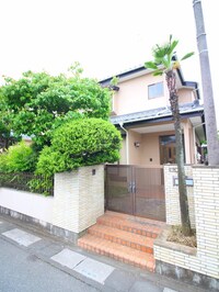 瓦葺戸建