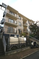 第３西形マンションの外観