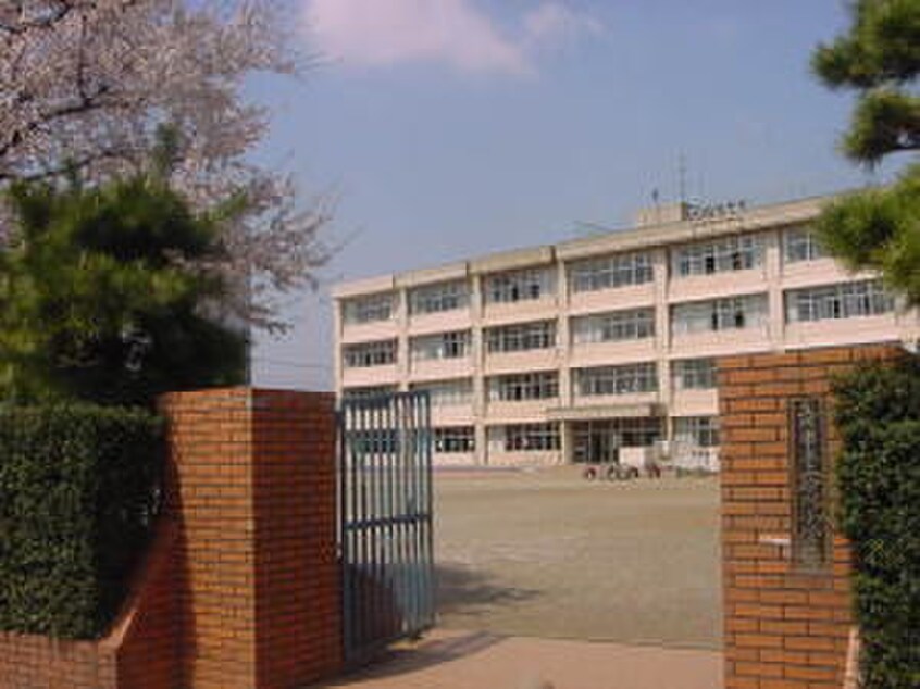 立川市立上砂川小学校(小学校)まで400m ファミネス上台