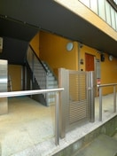 エントランス部分 ラ・ヴィーニュⅡ