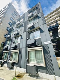 ｐｌｕｍａｓ四つ木