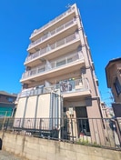 ロイヤルパーク日進の外観