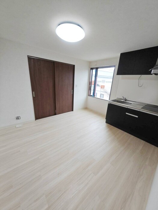 居室 ＡＸＩＡ堀崎